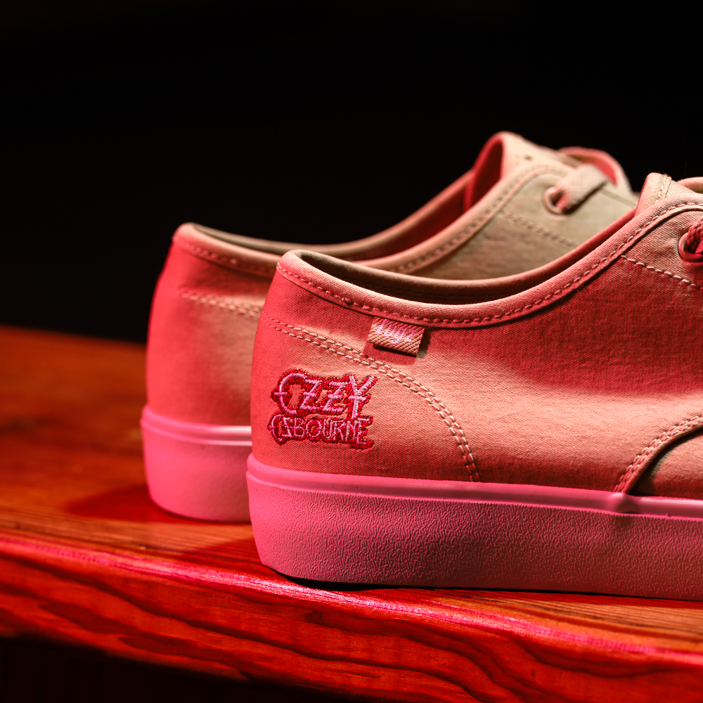 ozzy白S OZZY x LUGZ - Blizzard of Ozz Joints Canvas Shoes – Ozzy Osbourne